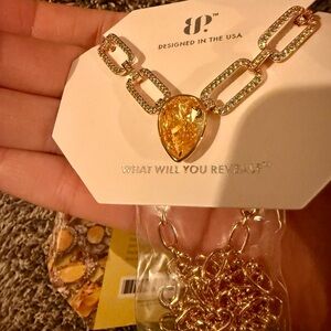 BP ROSE Gold, yellow Gemstone NK11242 “Held In Flight” Gorgeous!